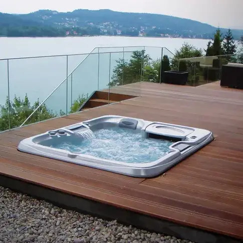 jacuzzi Saint-Pol-de-Léon-1