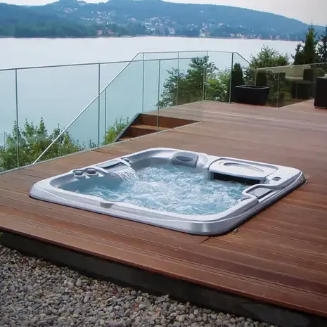 spa de nage à Locquirec - image 3