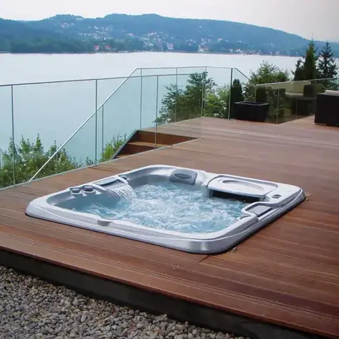 spa de nage à Saint-Pol-de-Léon - image 4